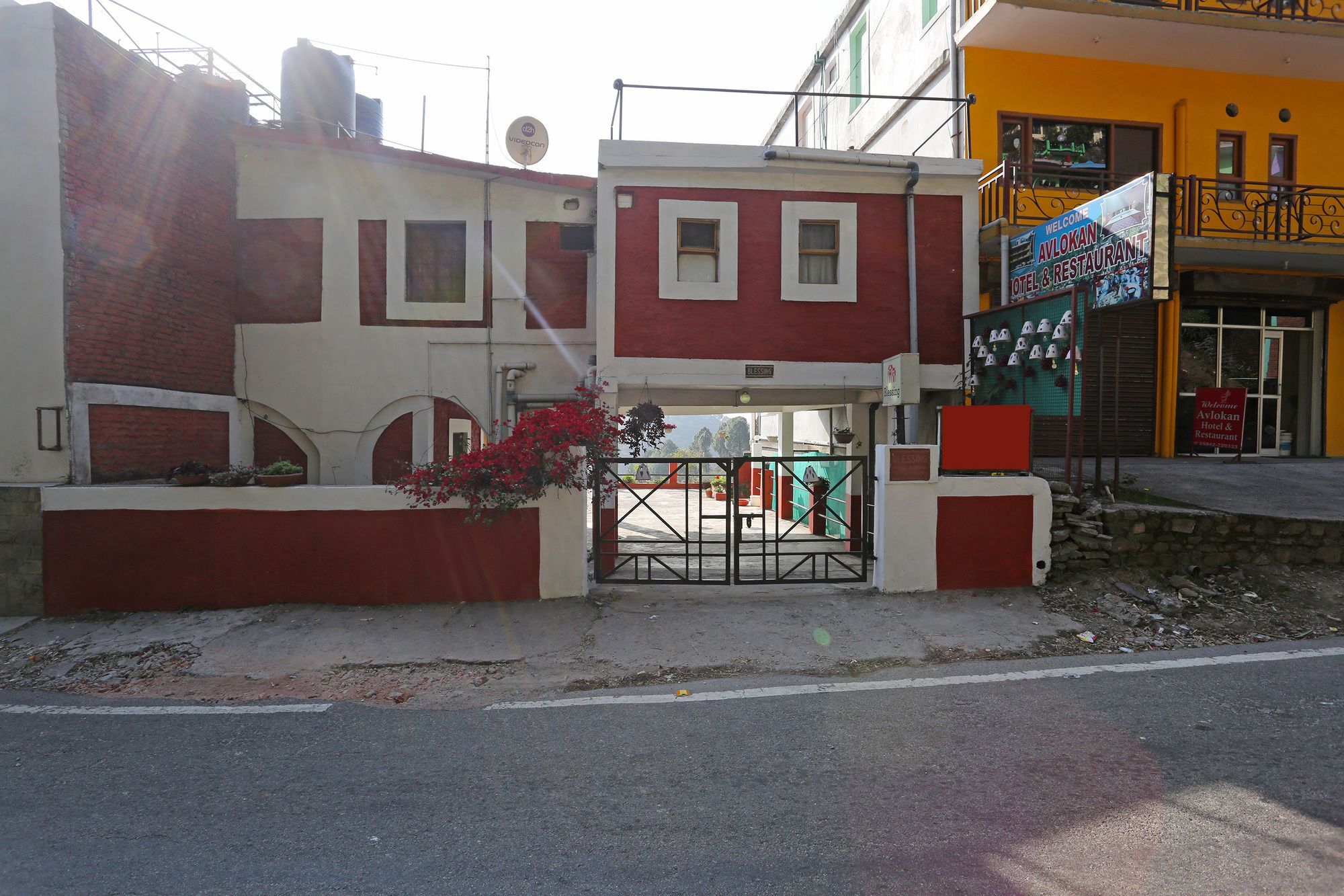 Oyo Home 10312 Spacious Studio Bhowali Nainital Exteriör bild